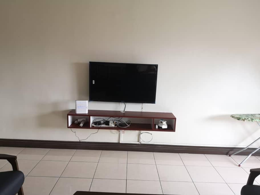 Marina Court Resort Kota Kinabalu-Stay And Get Cash Rebate Szoba fotó
